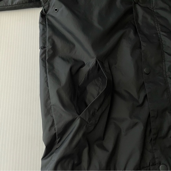 Geoffrey Beene Full Zip Snap Up Hooded Lightweight Windbreaker Black Size Medium - Picture 4 of 16
